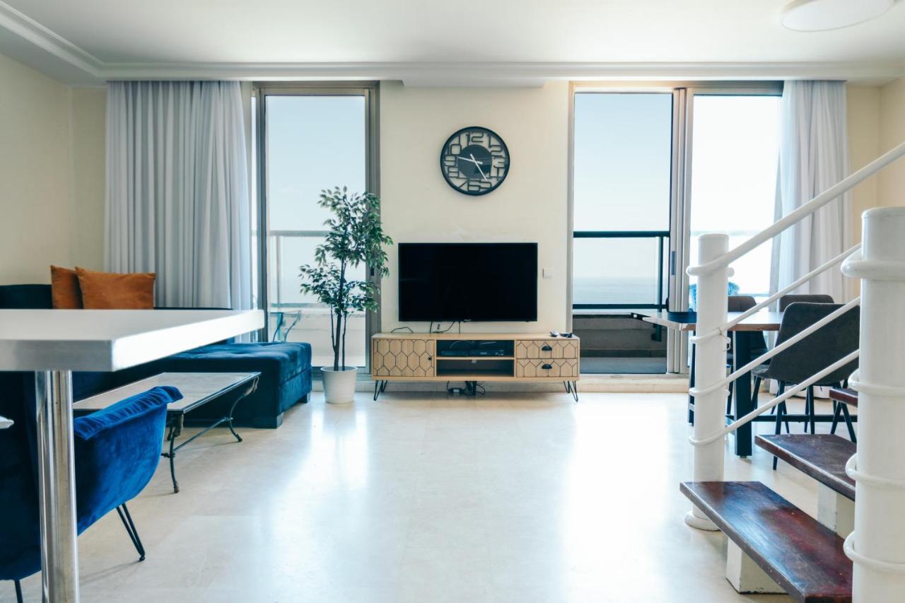 Almog Beach Apartments מגדלי חוף הכרמל חיפה Extérieur photo