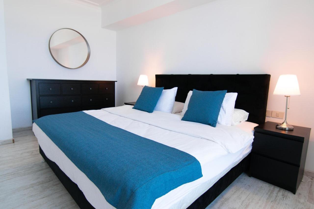 Almog Beach Apartments מגדלי חוף הכרמל חיפה Extérieur photo