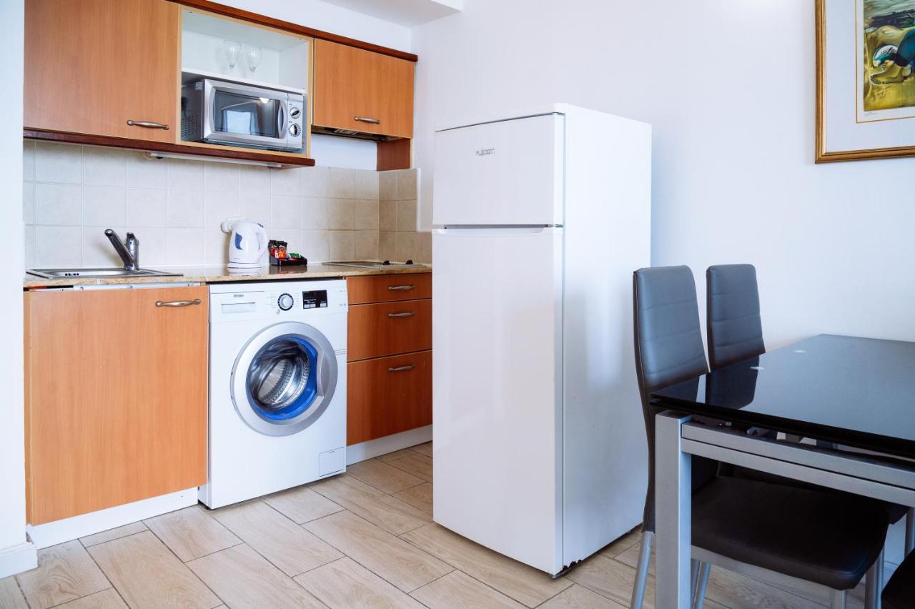 Almog Beach Apartments מגדלי חוף הכרמל חיפה Extérieur photo