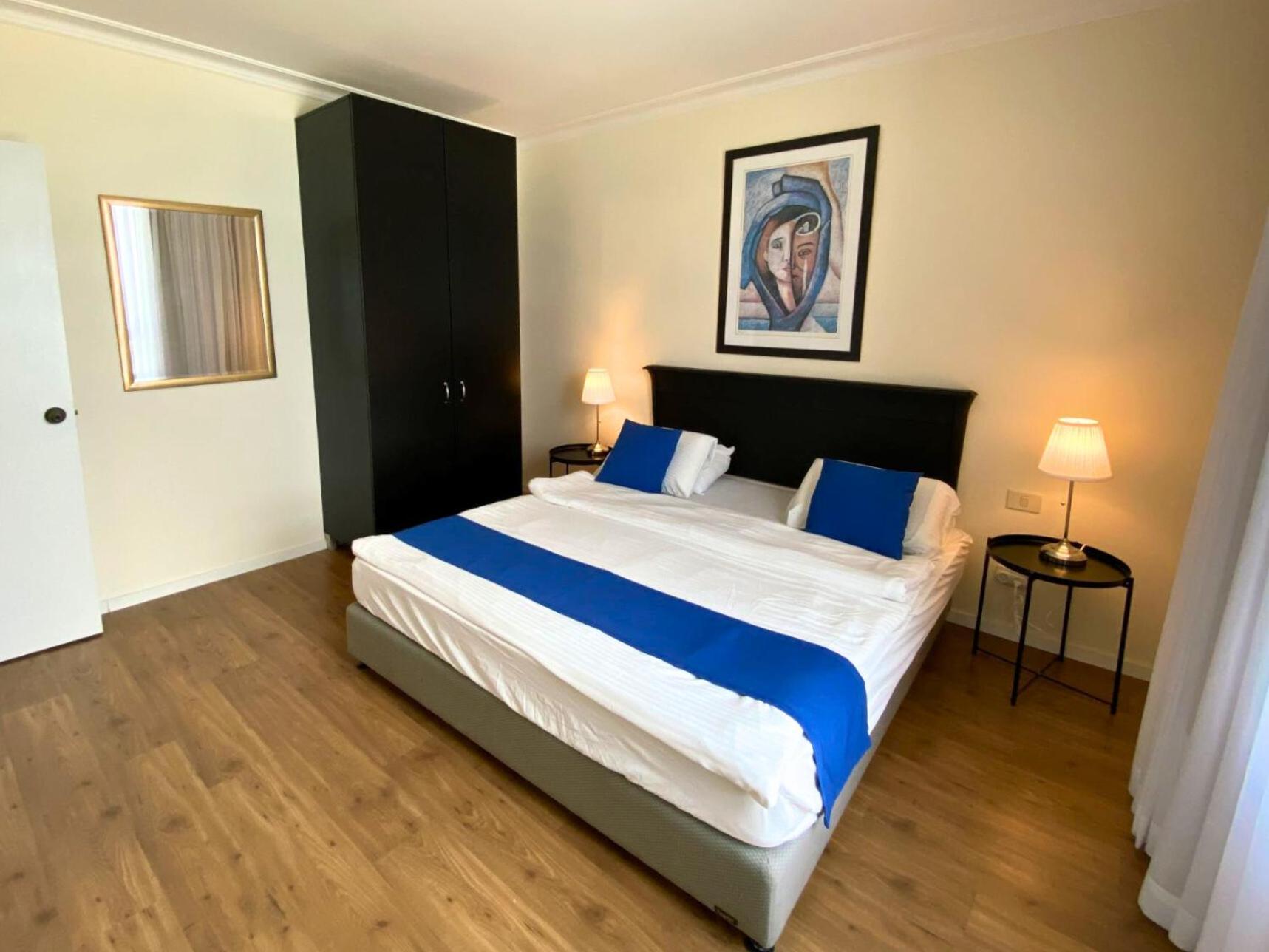 Almog Beach Apartments מגדלי חוף הכרמל חיפה Extérieur photo