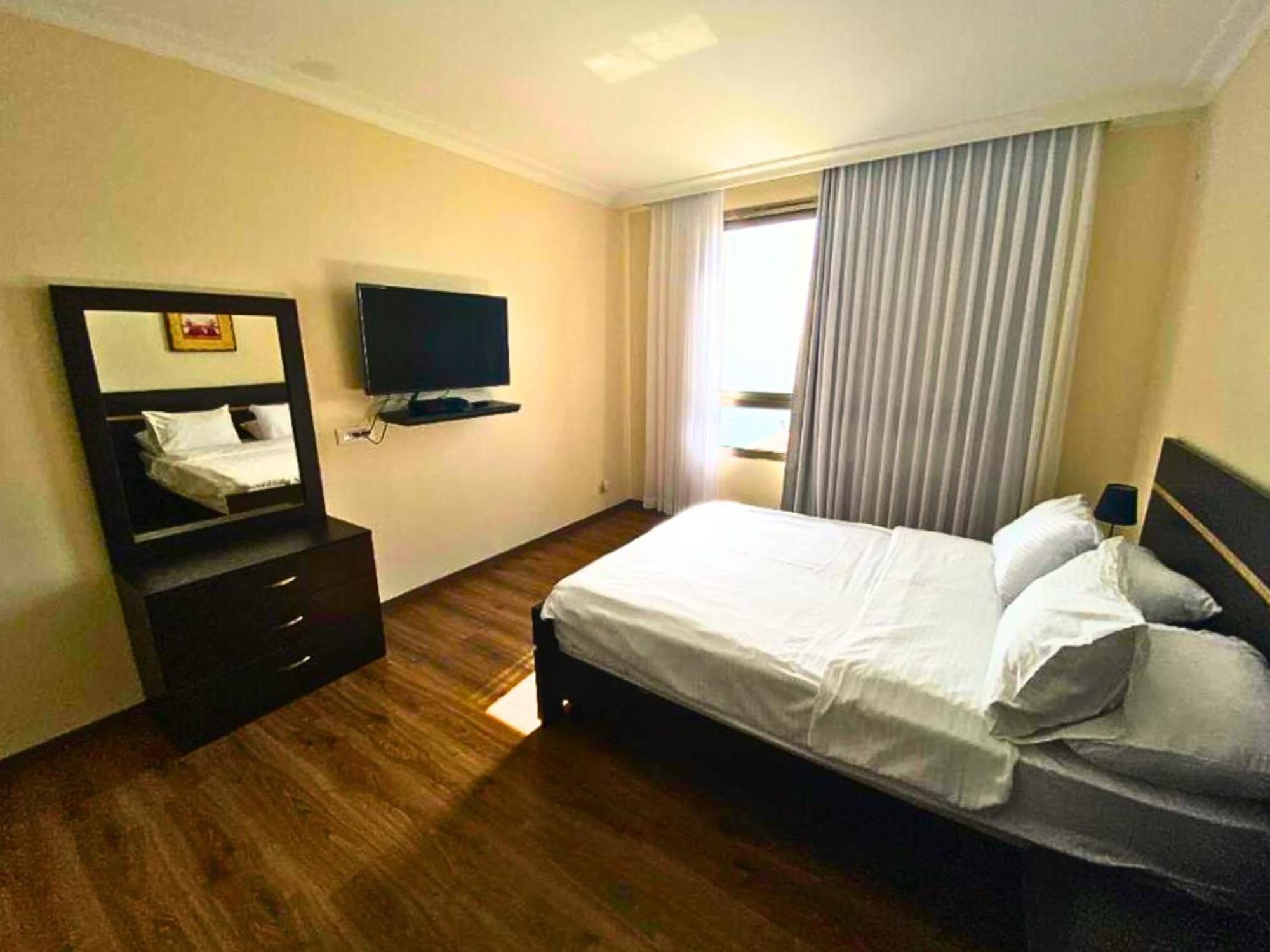 Almog Beach Apartments מגדלי חוף הכרמל חיפה Extérieur photo